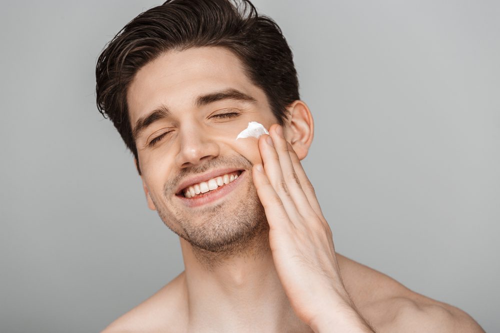 2021 Skincare routine tips for men to follow daiy | Skincare