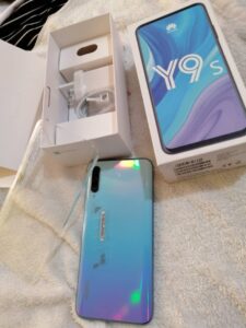 Huawei Y9s back package